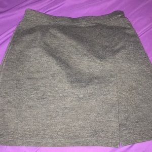gray skirt